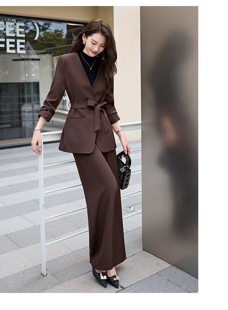 https://fulmo-img-server.com/pants-set/c7316781-abd8-4a53-852d-148ba0d4058d.jpg