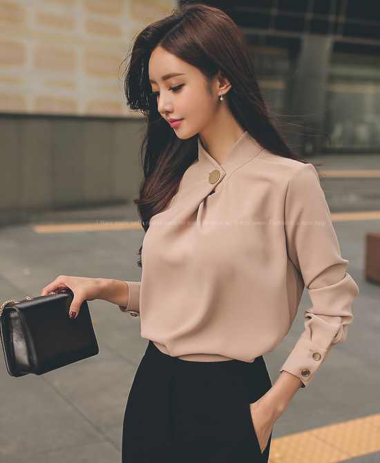 https://fulmo-img-server.com/pants-set/c88bee29-1aec-4fb9-8f7c-b08c41b00a92.jpg
