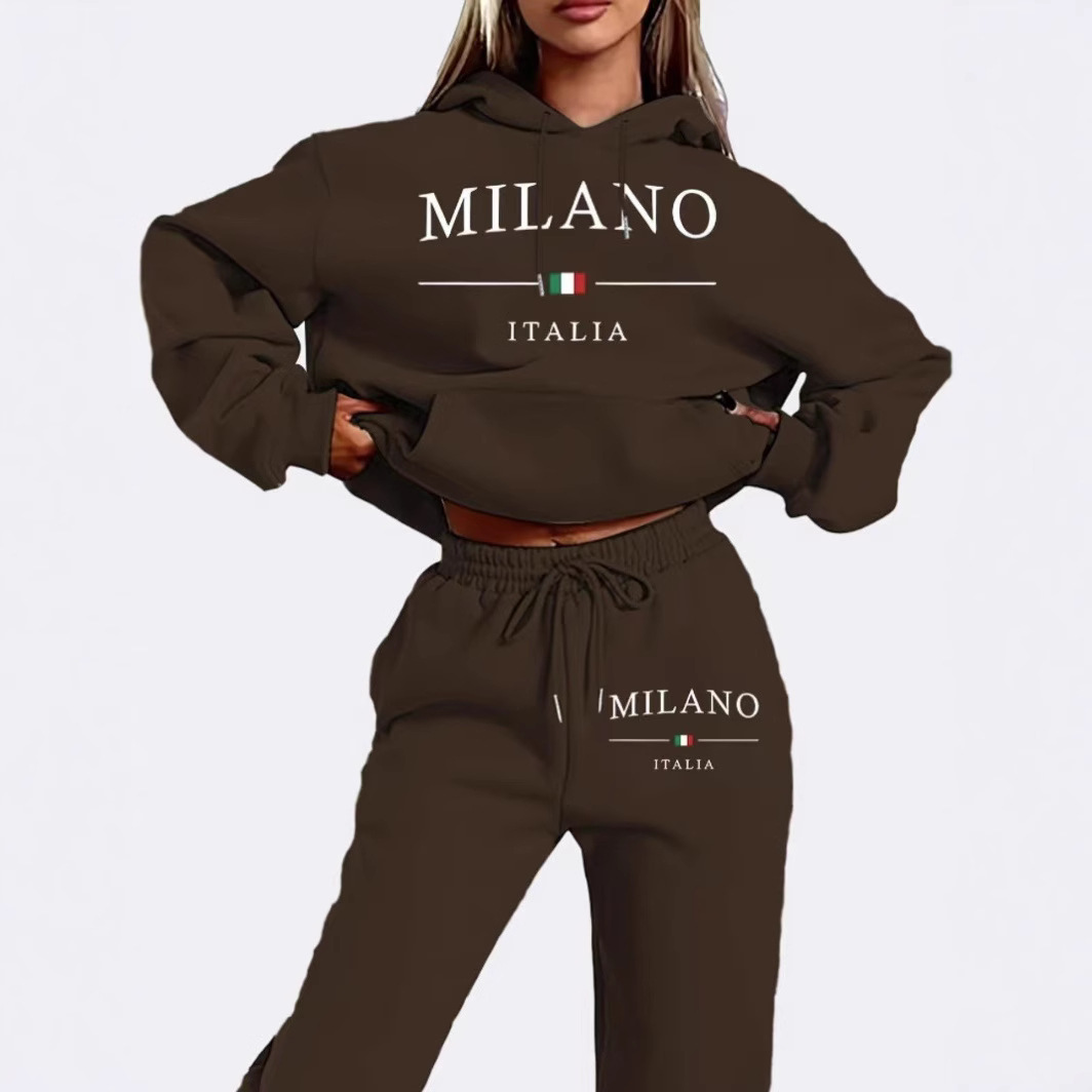 MILANOロゴ・スウェット パンツセットアップ ：リラックスと洗練を同時に叶える一着