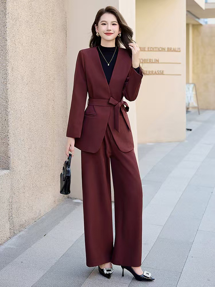 https://fulmo-img-server.com/pants-set/ca06b342-7ba8-49c7-9f49-9adc511ea853.jpg