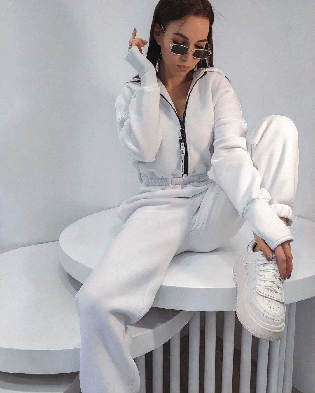https://fulmo-img-server.com/pants-set/cb08e026-6646-4105-84d1-afdc6e93fac1.jpg