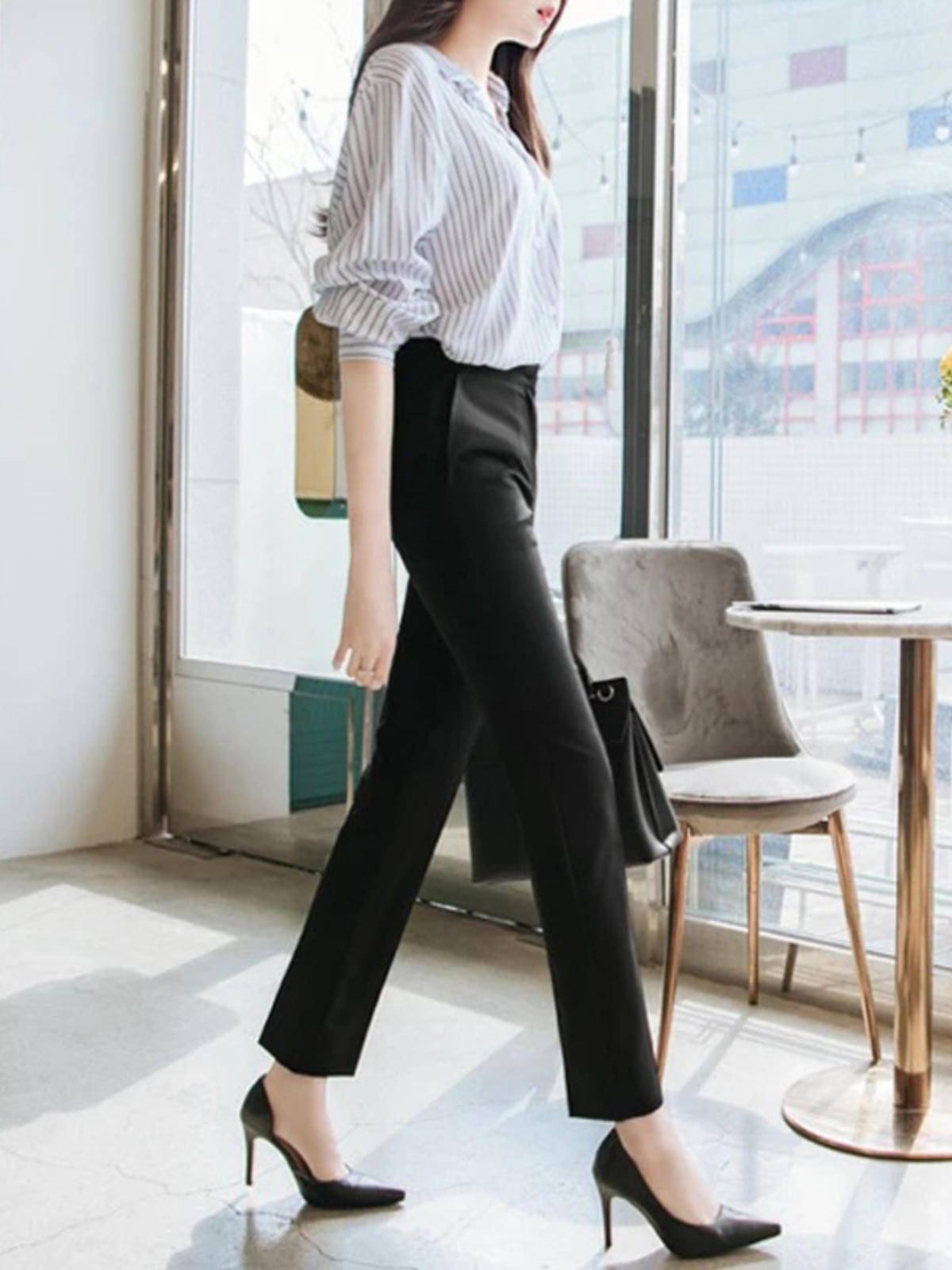 https://fulmo-img-server.com/pants-set/cb9f048e-9a2f-4744-865b-2ce88ef2d2d2.jpg