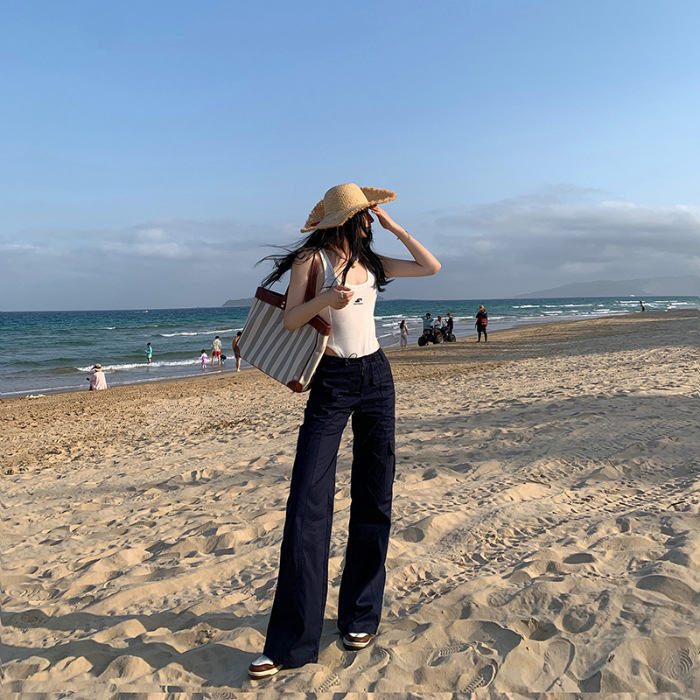 https://fulmo-img-server.com/pants-set/d104d6be-c1da-4108-89d7-6bd388fccb9d.jpg