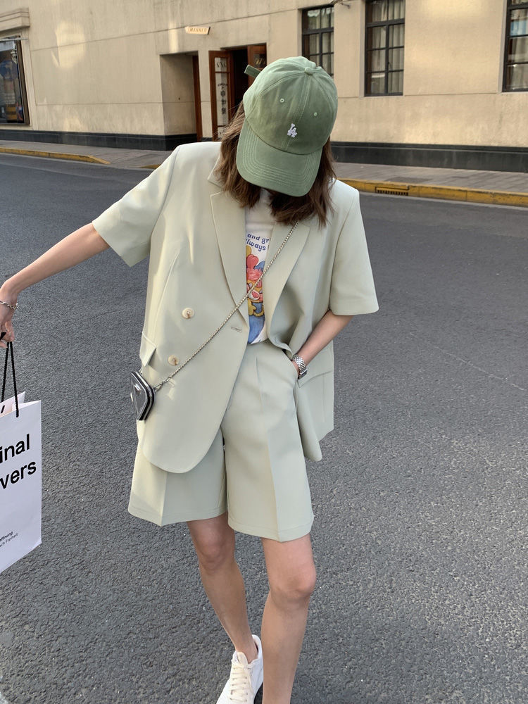 パンツセットアップ 洗練半袖テーラードショートセット