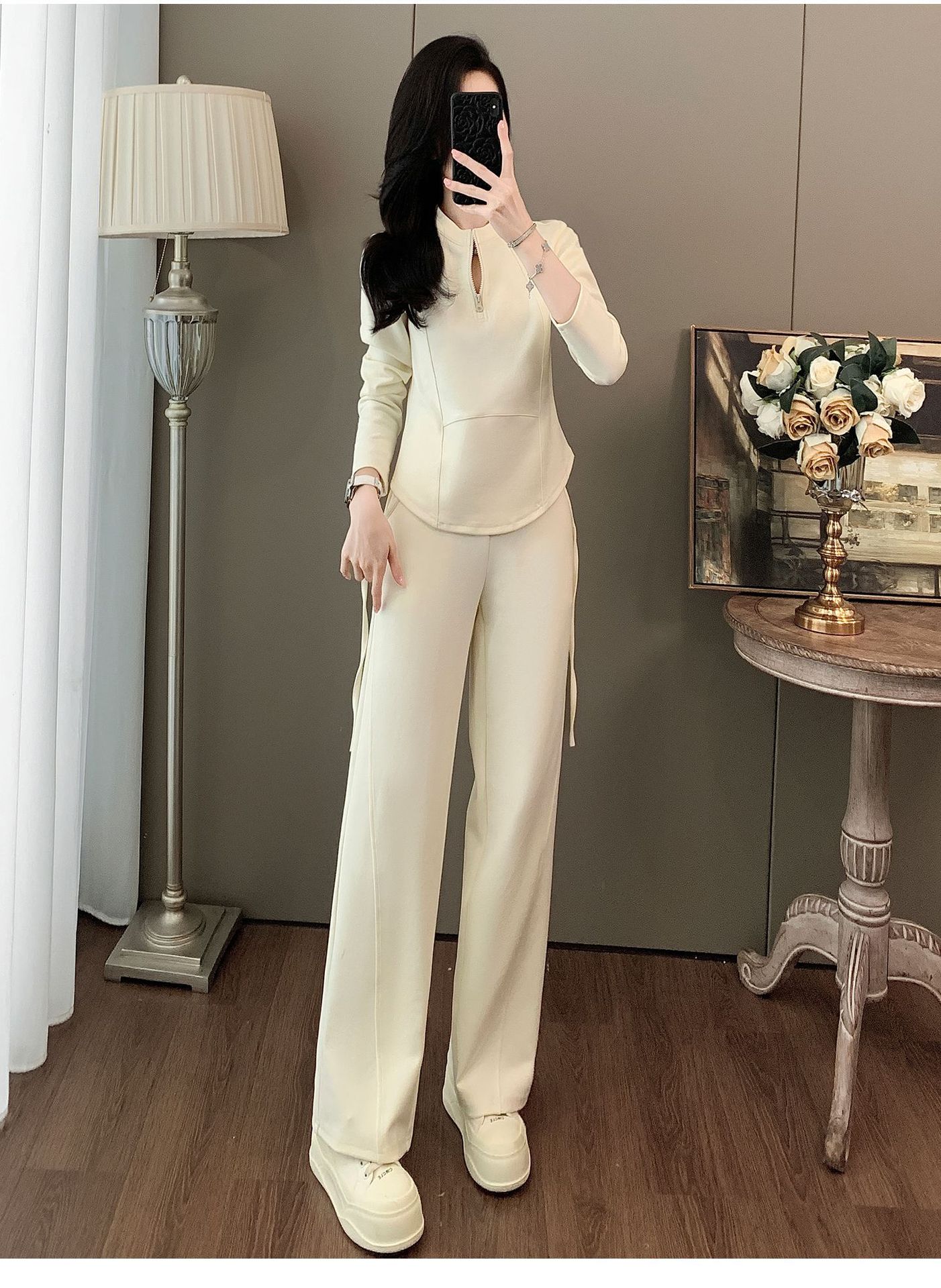https://fulmo-img-server.com/pants-set/d350f52f-e381-4044-a97e-e589819a0411.jpg