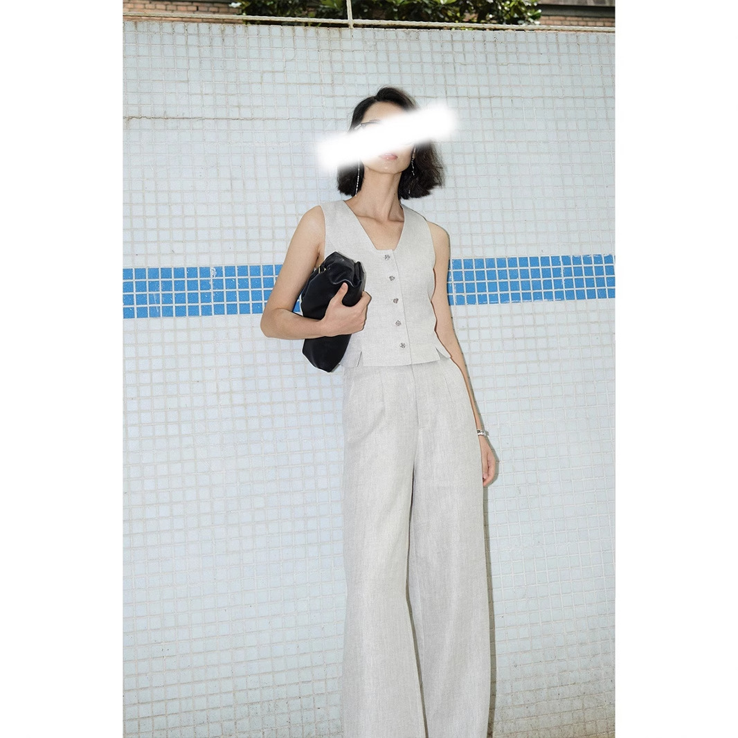 https://fulmo-img-server.com/pants-set/d49898d4-643b-4e2a-b59a-1f967238eeef.jpg