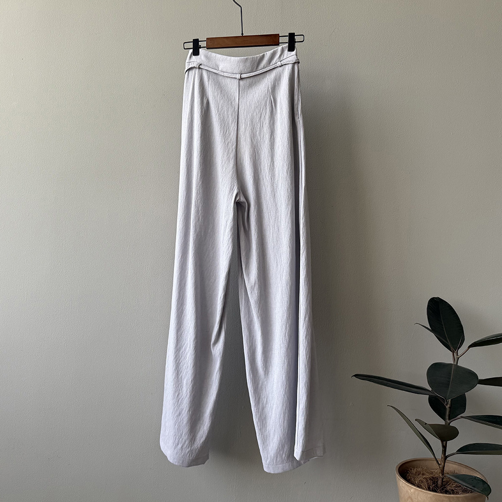 パンツセットアップ 洗練ノースリーブツイストセットアップ
