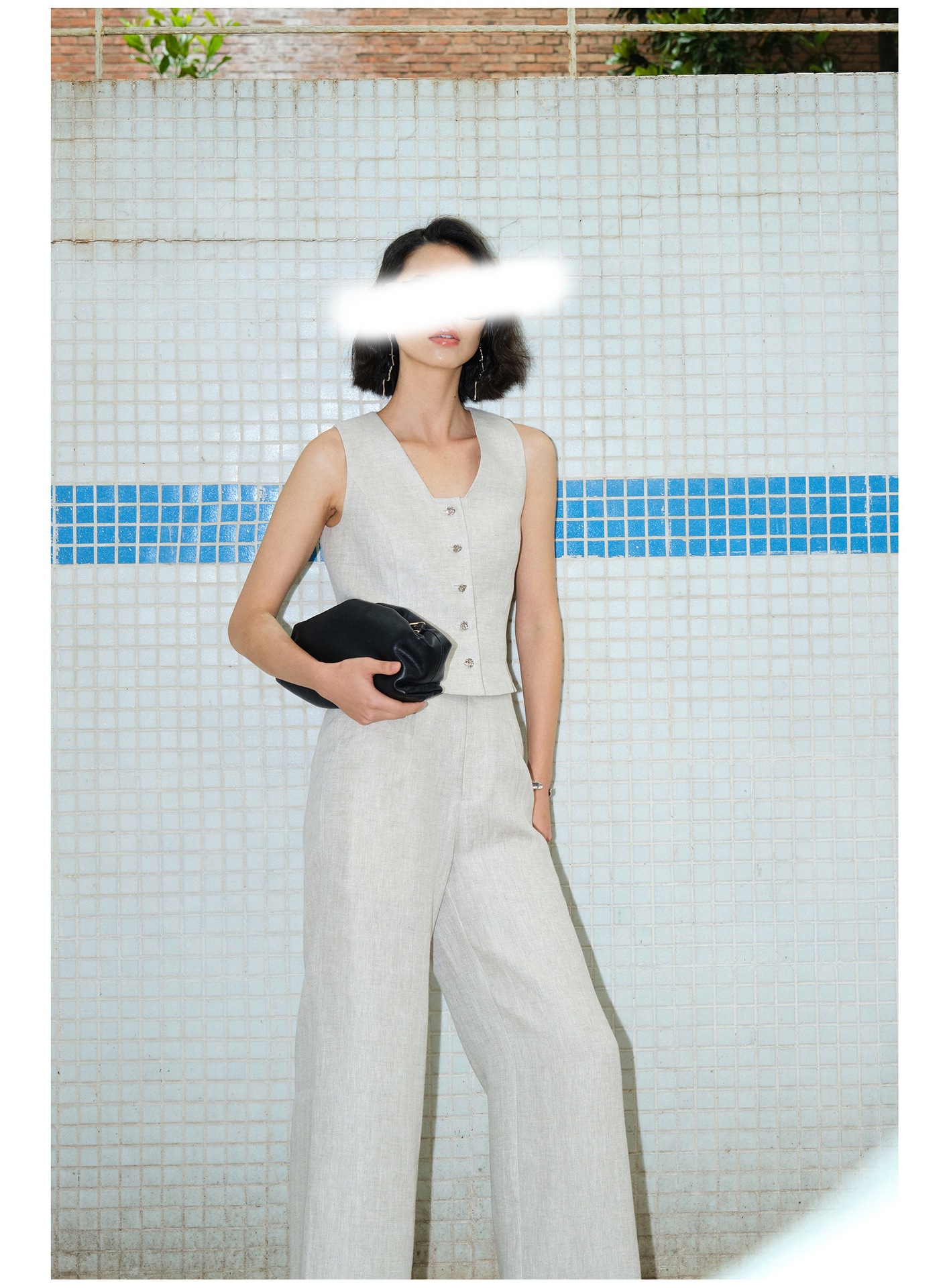 https://fulmo-img-server.com/pants-set/dcfcf3f1-32fa-4e5f-9f6e-f7beccca46e6.jpg