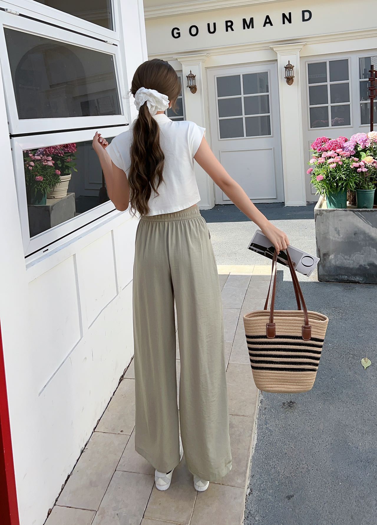 パンツセットアップ なめらか素材リラックスワイドパンツ