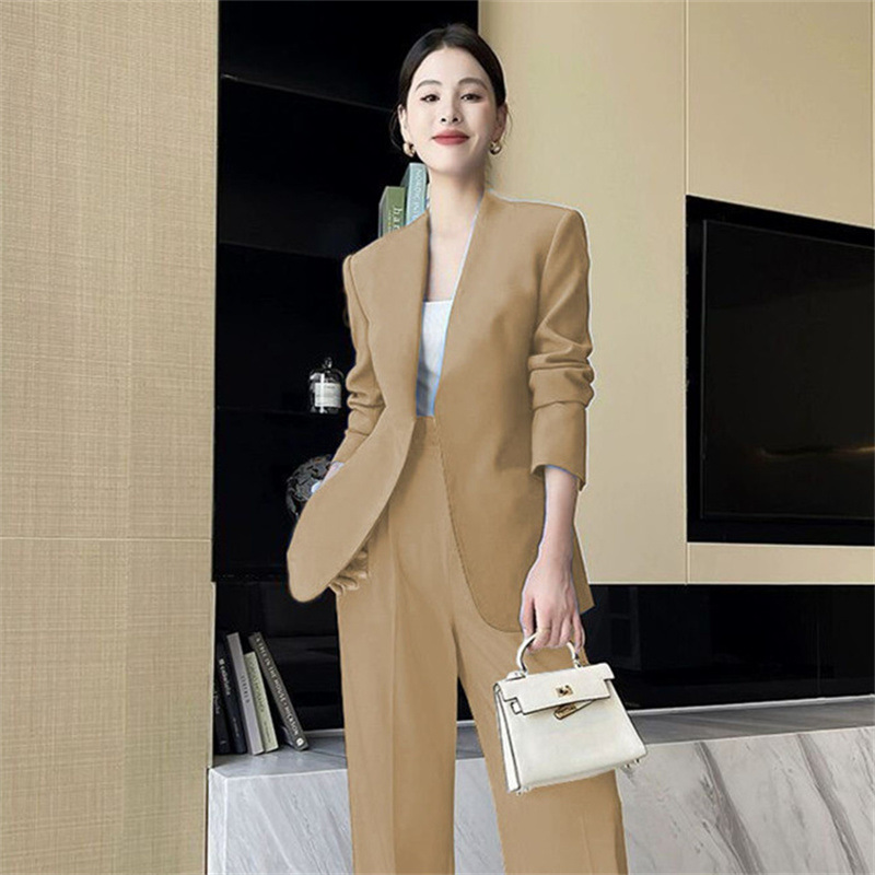 https://fulmo-img-server.com/pants-set/ddf2c143-cb25-45da-9c74-e3507c10e35a.jpg