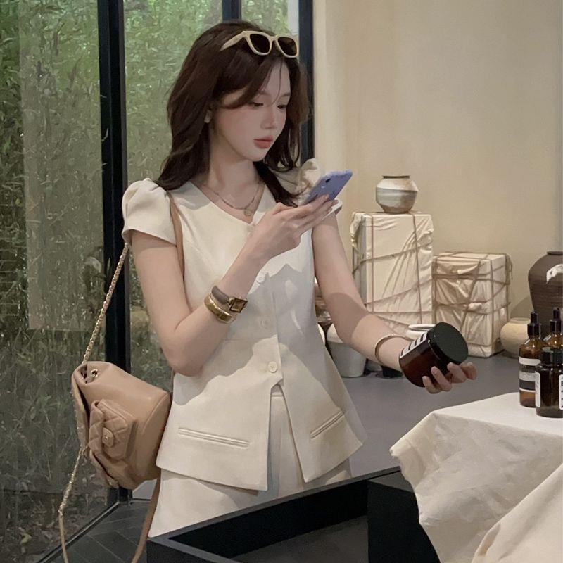 https://fulmo-img-server.com/pants-set/df6d7df3-08ed-4a5d-ad0b-d89ce8f0e223.jpg