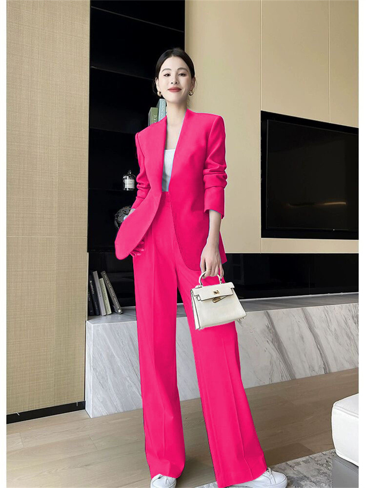 https://fulmo-img-server.com/pants-set/e38668d4-a76a-46d8-b97d-ba2371a30a42.jpg
