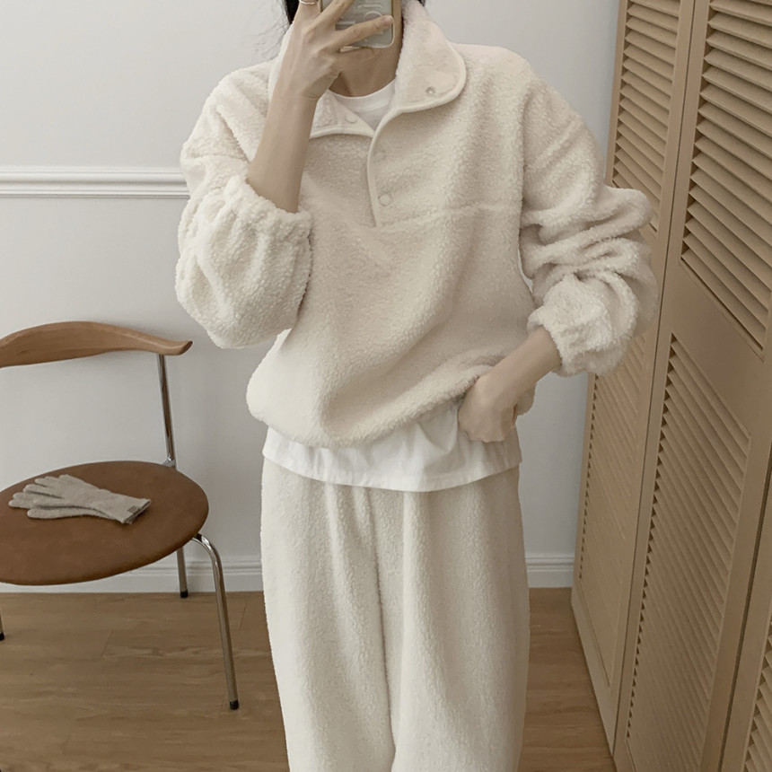 今季注目ふわもこ羊毛風ワイドパンツセットアップ