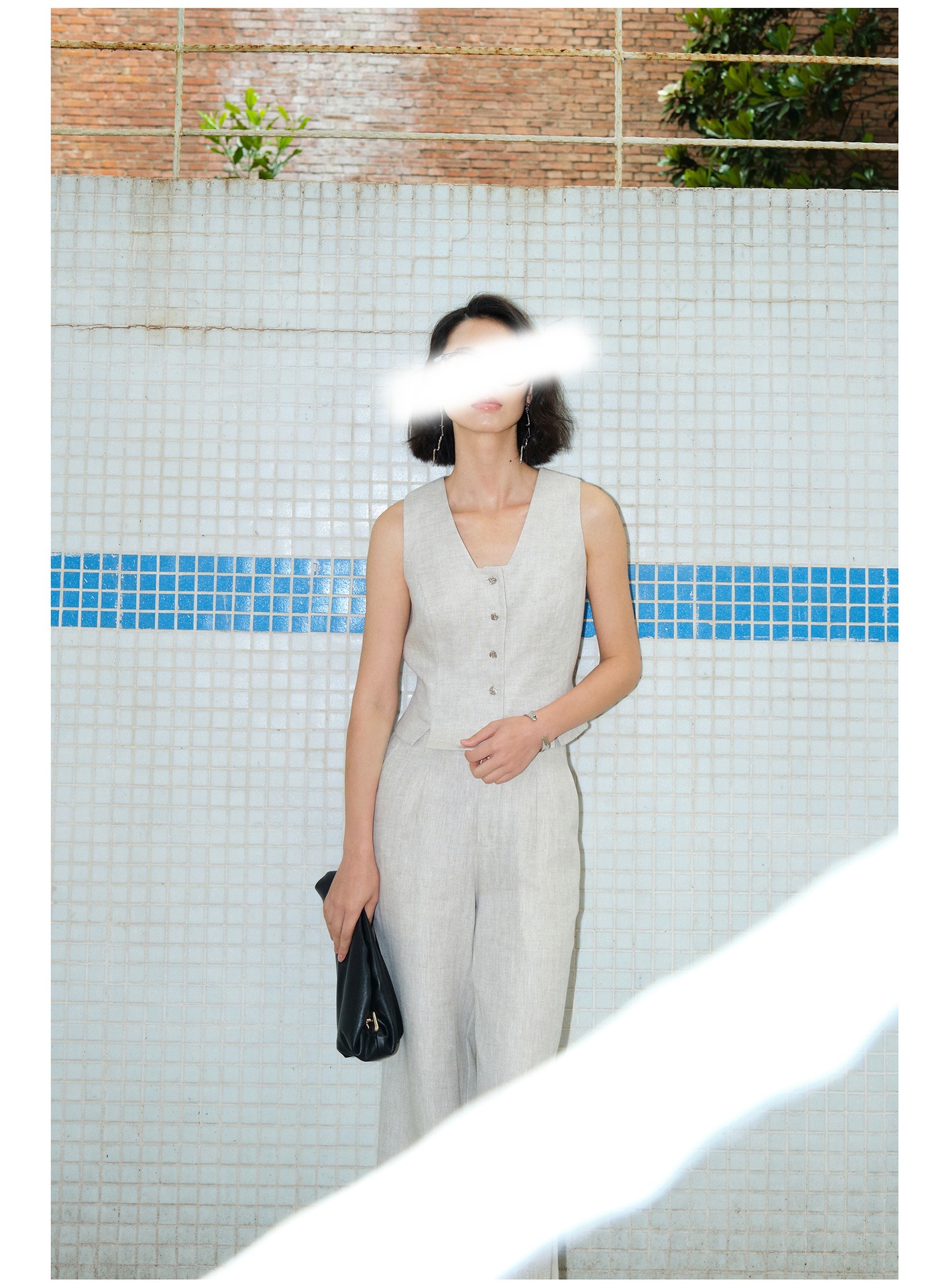 https://fulmo-img-server.com/pants-set/e8ccaf91-b0e7-4234-834b-71592bb24d56.jpg