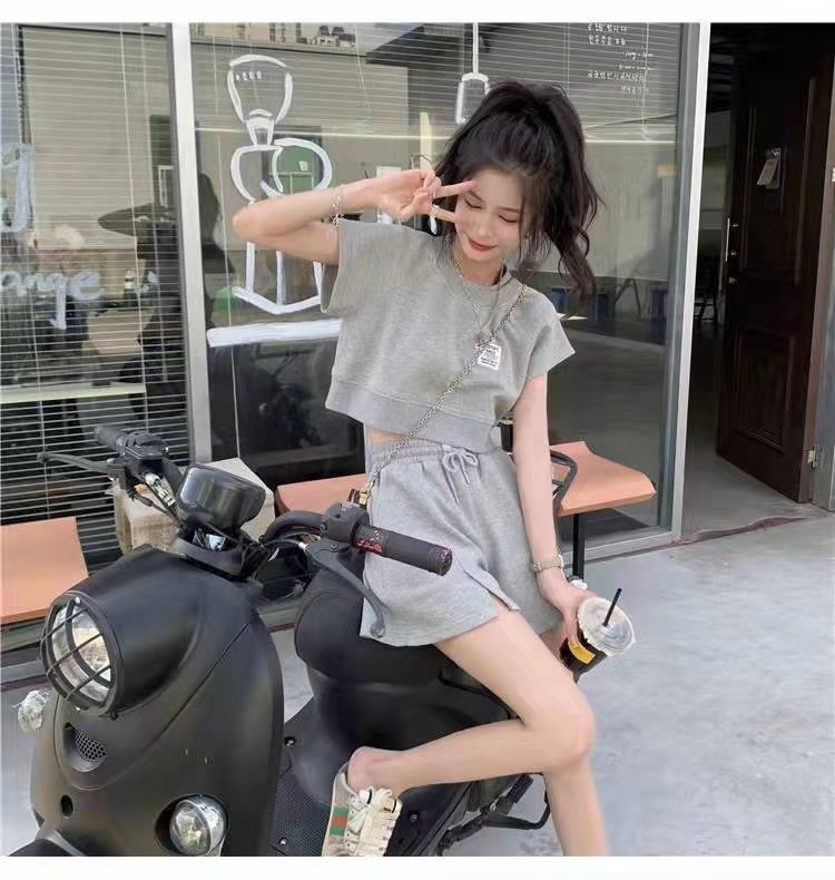 パンツセットアップ リラックス半袖ショートセットアップ