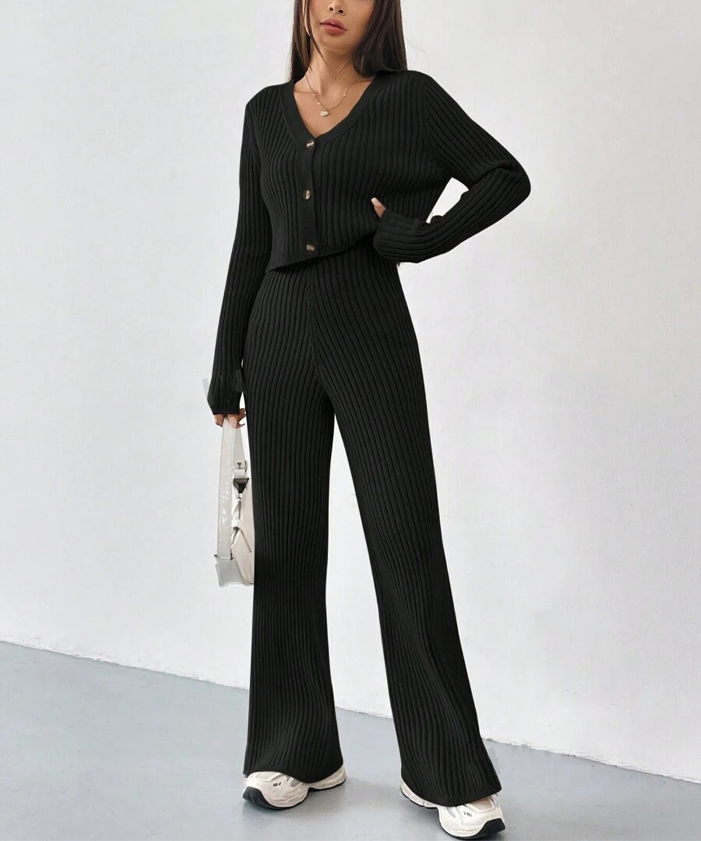 https://fulmo-img-server.com/pants-set/e9f25e41-4961-43e7-bea0-cd590cdec68b.jpg