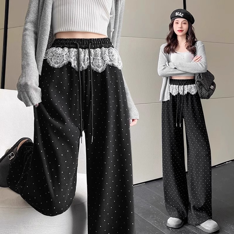 https://fulmo-img-server.com/pants-set/ea2b97d1-3cd6-4c84-a8e2-a6485aca47d0.jpg