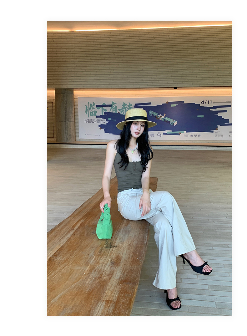 https://fulmo-img-server.com/pants-set/eb318d6f-b099-47dd-a3b0-433be2e26995.jpg