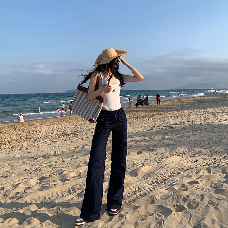 https://fulmo-img-server.com/pants-set/eb9852a0-2049-4aaa-99c3-ba7dcc4e6f96.jpg