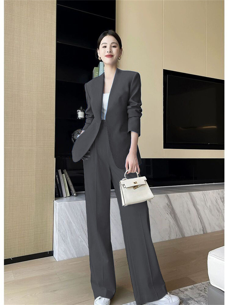 https://fulmo-img-server.com/pants-set/ed4d522f-a61a-44d2-a8fc-fe2867cadc2c.jpg