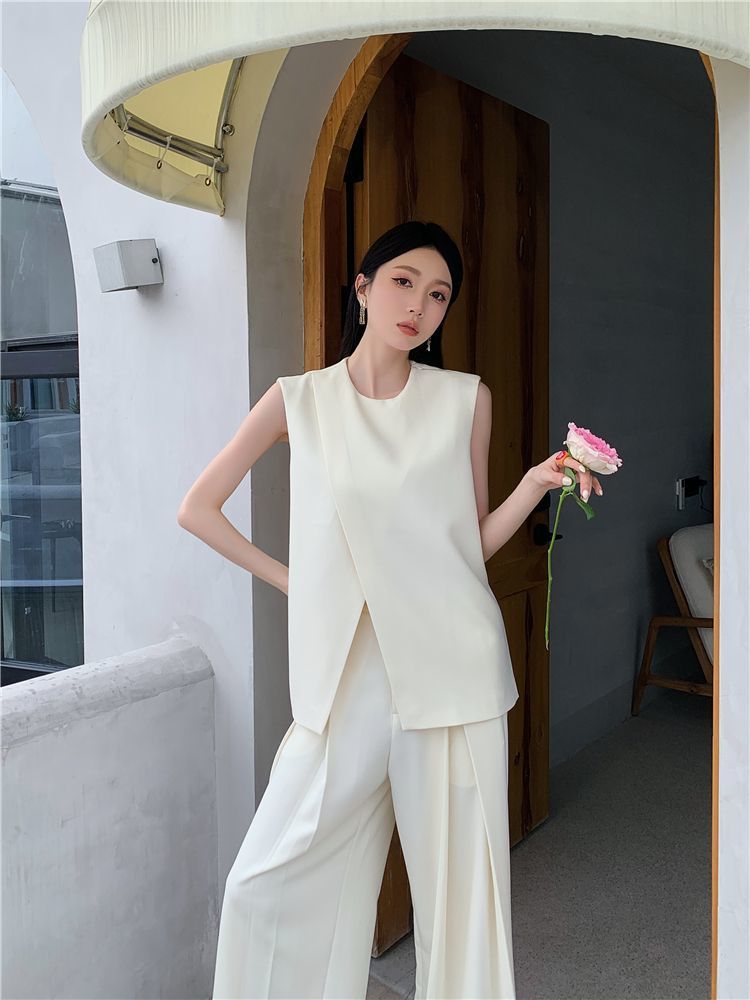 https://fulmo-img-server.com/pants-set/ef8f3c92-191f-4923-92a3-9f087ac8fcd2.jpg