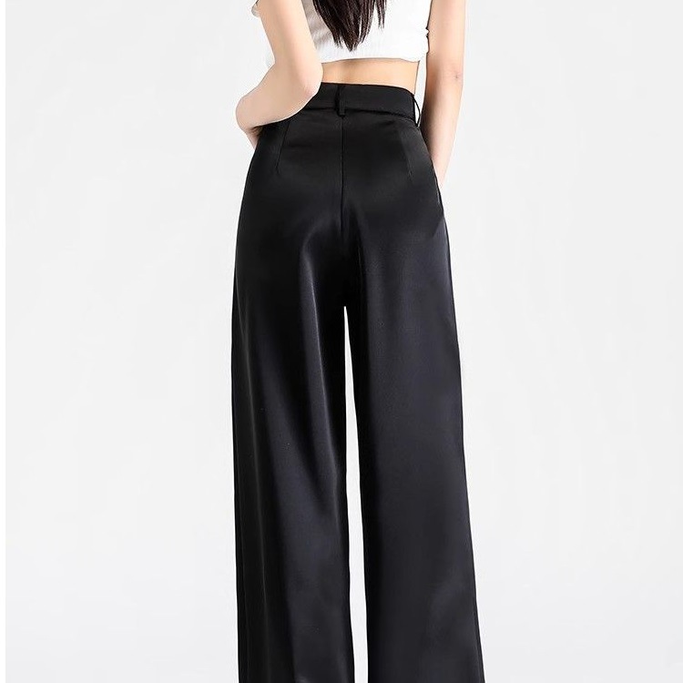 パンツセットアップ 光沢感のある洗練ワイドパンツ