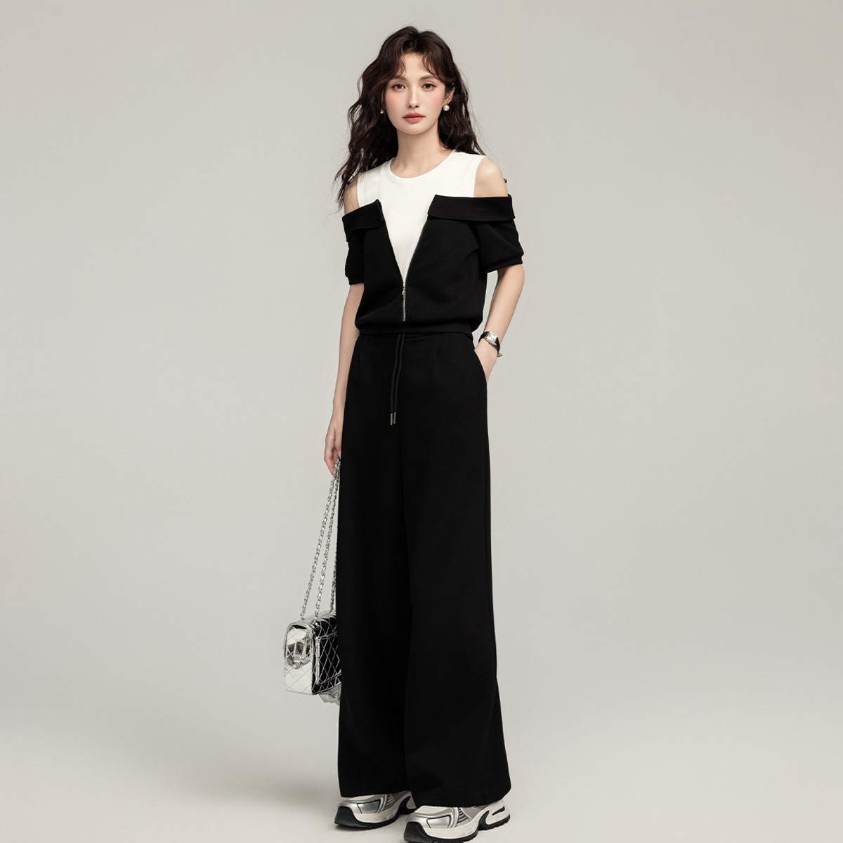 https://fulmo-img-server.com/pants-set/efb3ab17-95e9-4b8a-885e-9ce2c0ffe386.jpg