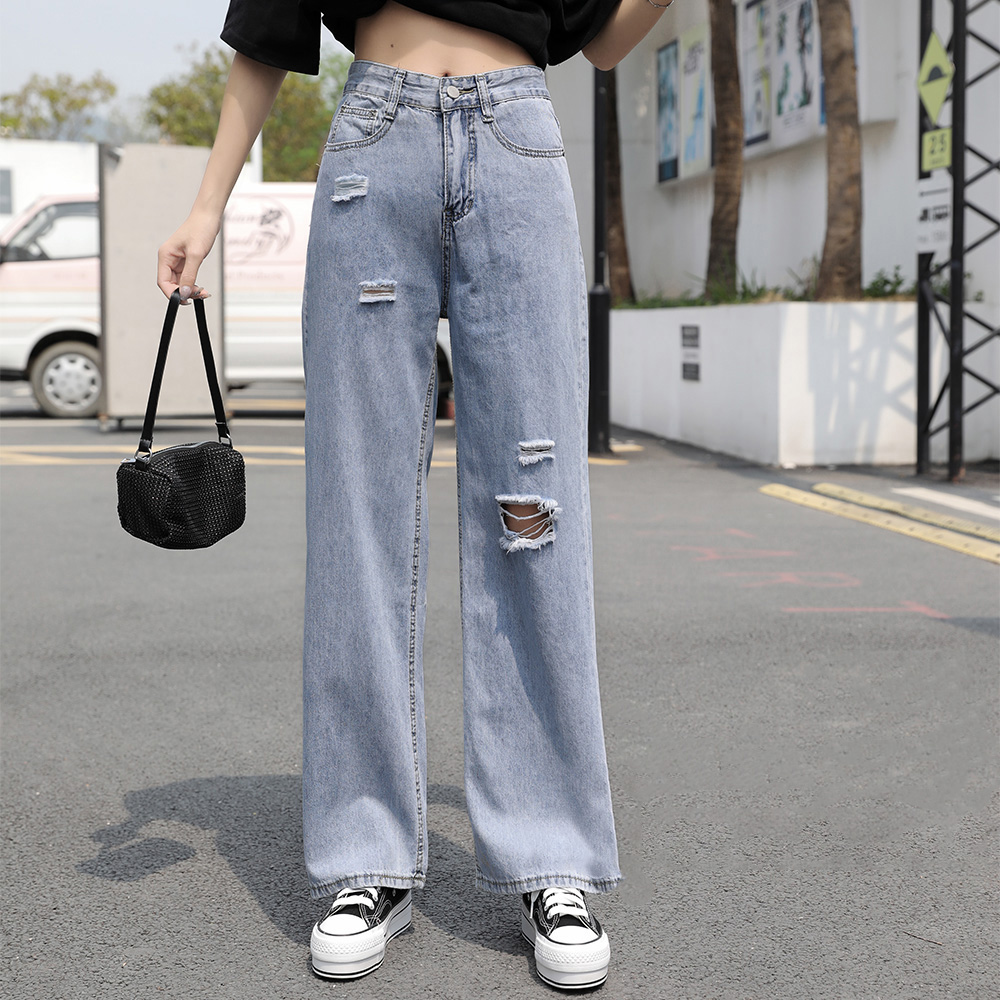 https://fulmo-img-server.com/pants-set/f2d95b44-52e7-4ff2-ad8c-e61d693f7829.jpg