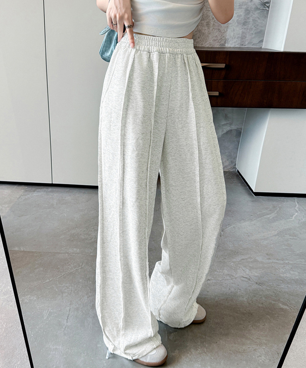 https://fulmo-img-server.com/pants-set/f41490ef-e61a-4beb-b54c-da8495253c65.jpg