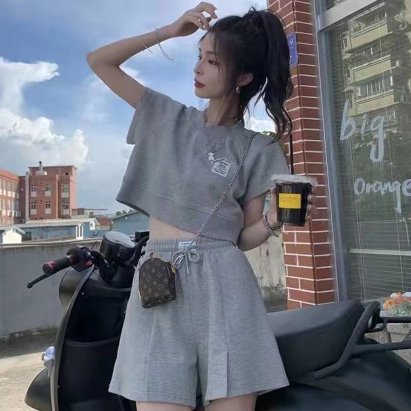 パンツセットアップ リラックス半袖ショートセットアップ