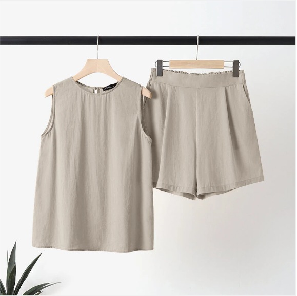 パンツセットアップ ノースリーブ上品ショートパンツセット