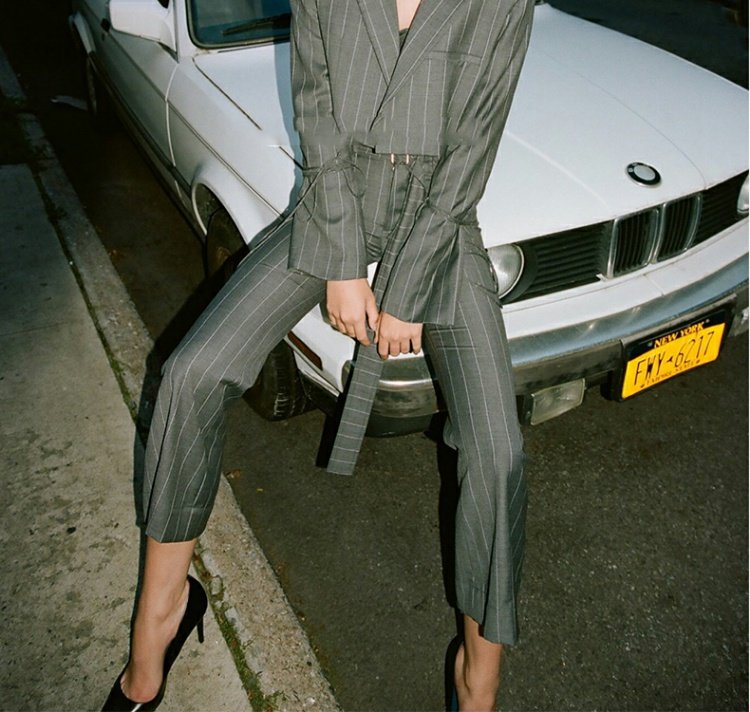 https://fulmo-img-server.com/pants-set/fbff64cb-e8cb-45dd-b32a-afe4ba6f0a9f.jpg