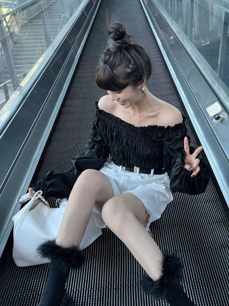 https://fulmo-img-server.com/pants-set/fcab24dc-5a76-4cd1-be2b-82c6c58d22fc.jpg