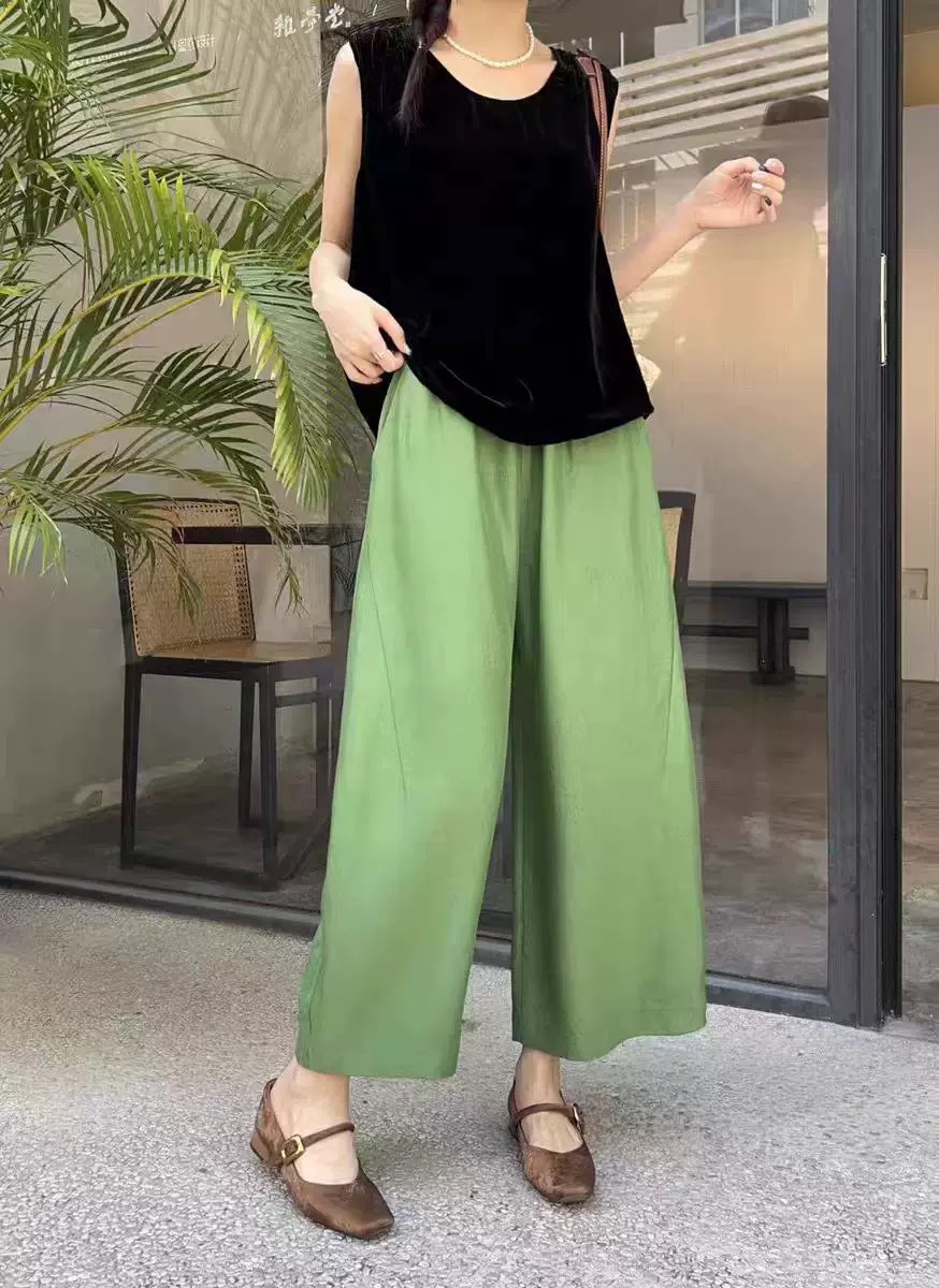 https://fulmo-img-server.com/pants-set/fdb21d04-51cb-482d-a71b-a730da13ff8d.jpg