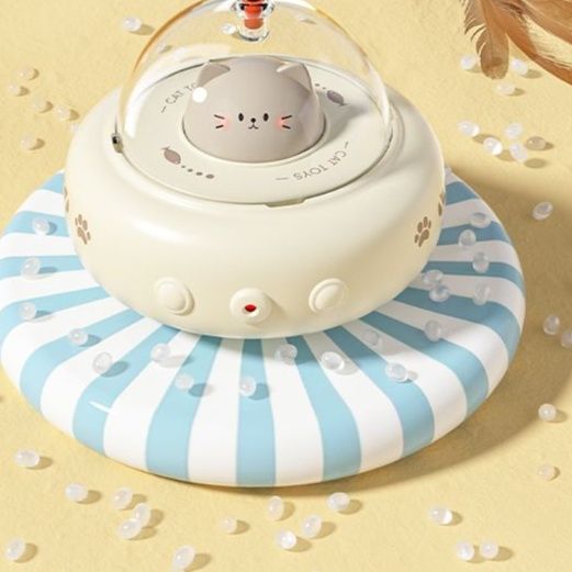 猫 おもちゃ 光る宇宙船型猫じゃらし