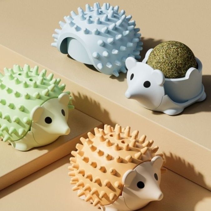 猫 おもちゃ 毛づくろいサポート！歯ブラシ付き回転ヘッジホグ