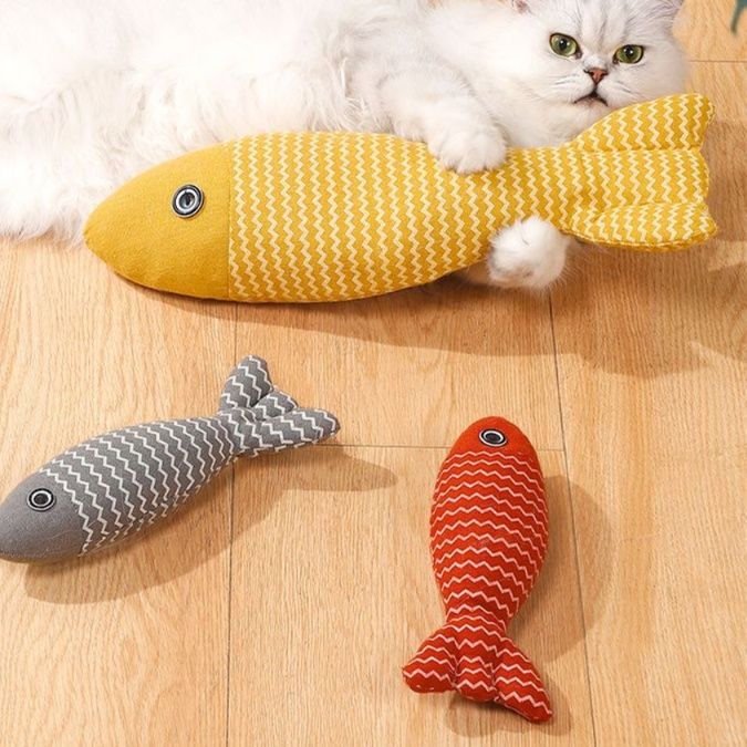 猫 おもちゃ もちふぃっしゅ 癒しの抱き枕