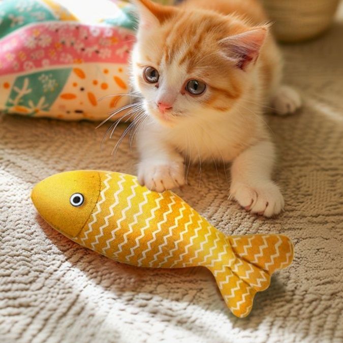 猫 おもちゃ やわらか魚型 むにむに猫じゃらし