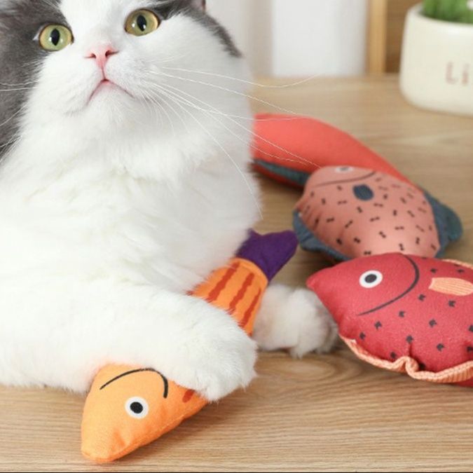 猫 おもちゃ 歯磨き用 魚型猫じゃらし