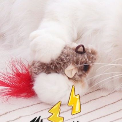 猫 おもちゃ ふわもふネズミの遊び友