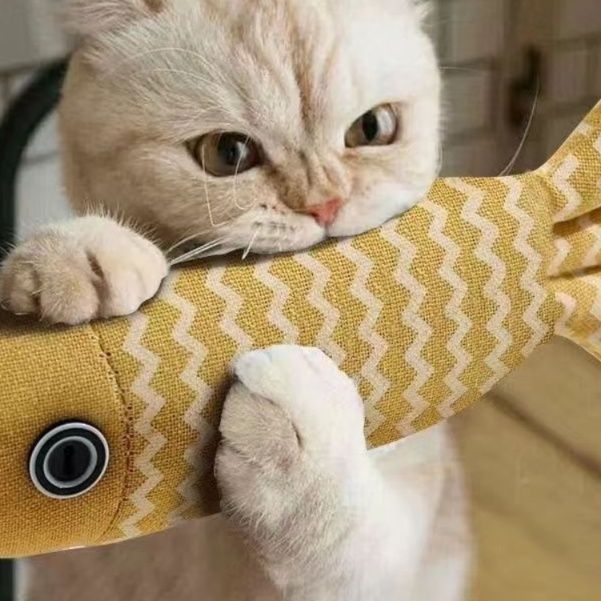 猫 おもちゃ 蹴り蹴りおさかな布製猫おもちゃ