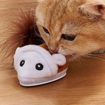 猫 おもちゃ もふもふネズミの電動おもちゃ