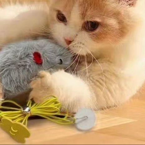 猫 おもちゃ 音声発声！ぶるぶるネズミちゃん吊り下げ玩具