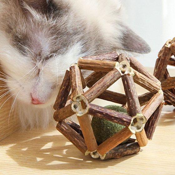 猫 おもちゃ 木製幾何学またたびボール