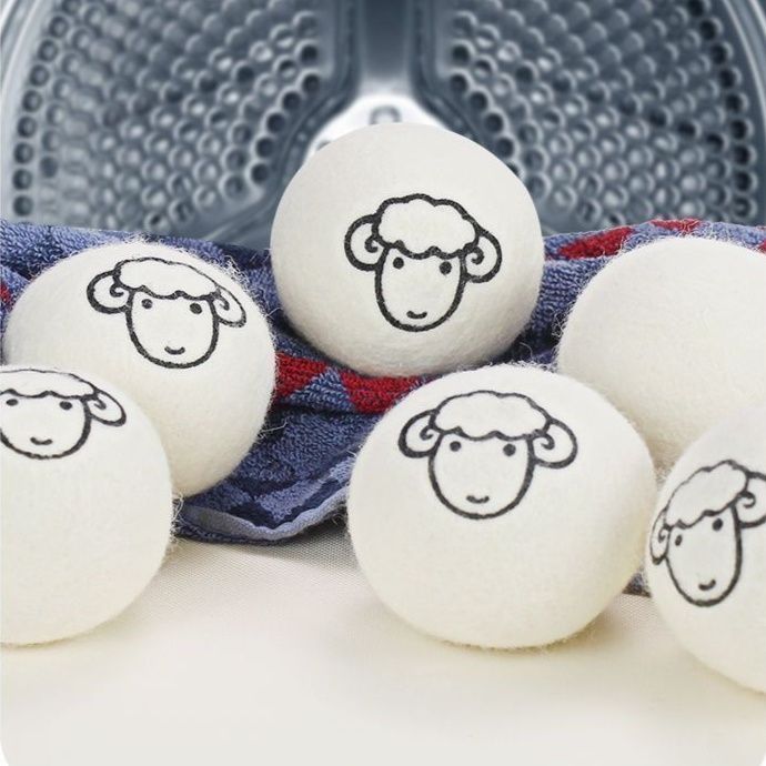 猫 おもちゃ 羊さん顔柄ふわふわ羊毛フェルトボール