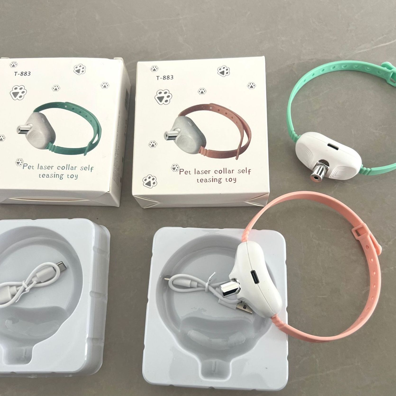 猫 おもちゃ 二種類発光モード付き電動回転猫じゃらし