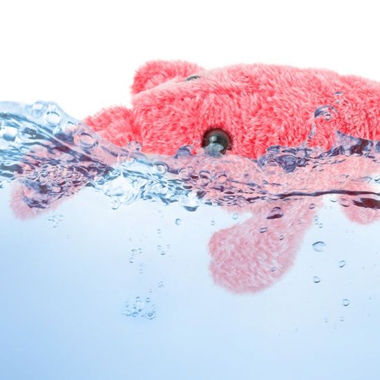 猫 おもちゃ 海老型ふわふわぬいぐるみ蹴りぐるみ