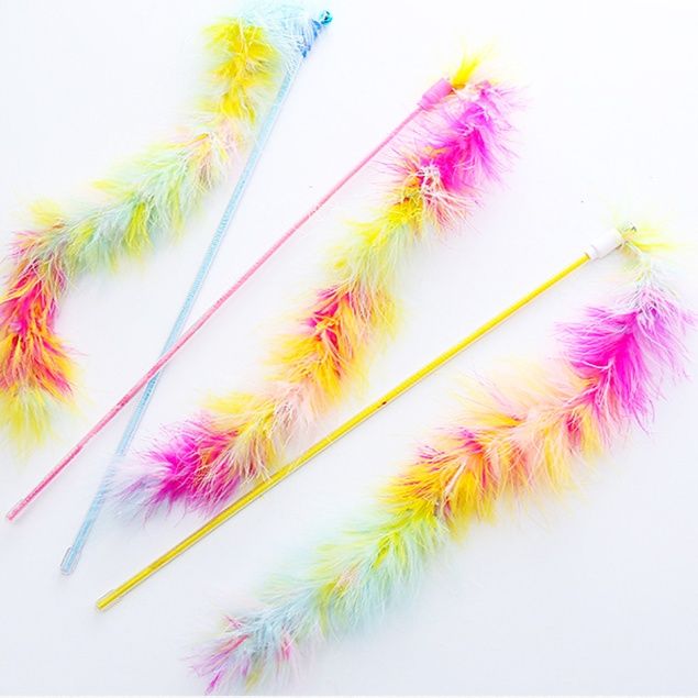 猫 おもちゃ ふわふわ羽根付きロング猫じゃらし三本組