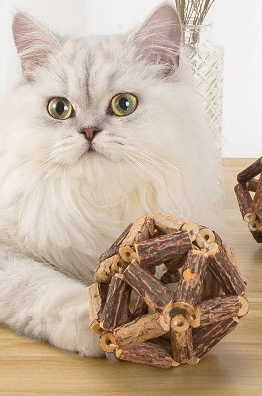 猫 おもちゃ またたび入り手編み木製ボール