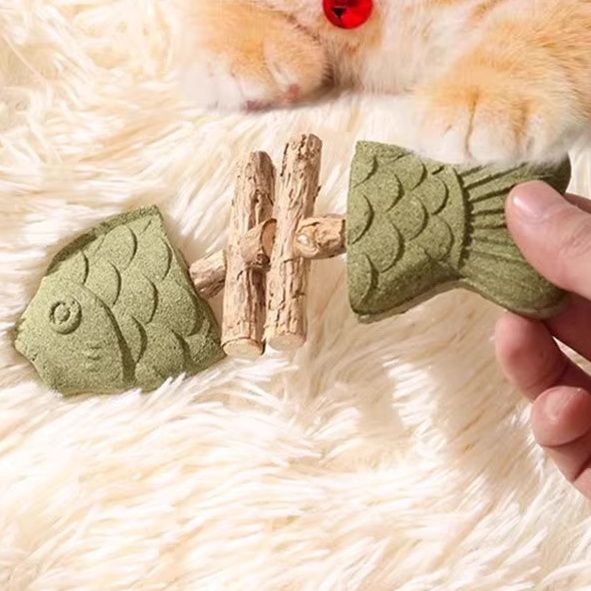 猫 おもちゃ 猫用魚型歯磨きおもちゃ 木棒付きセット